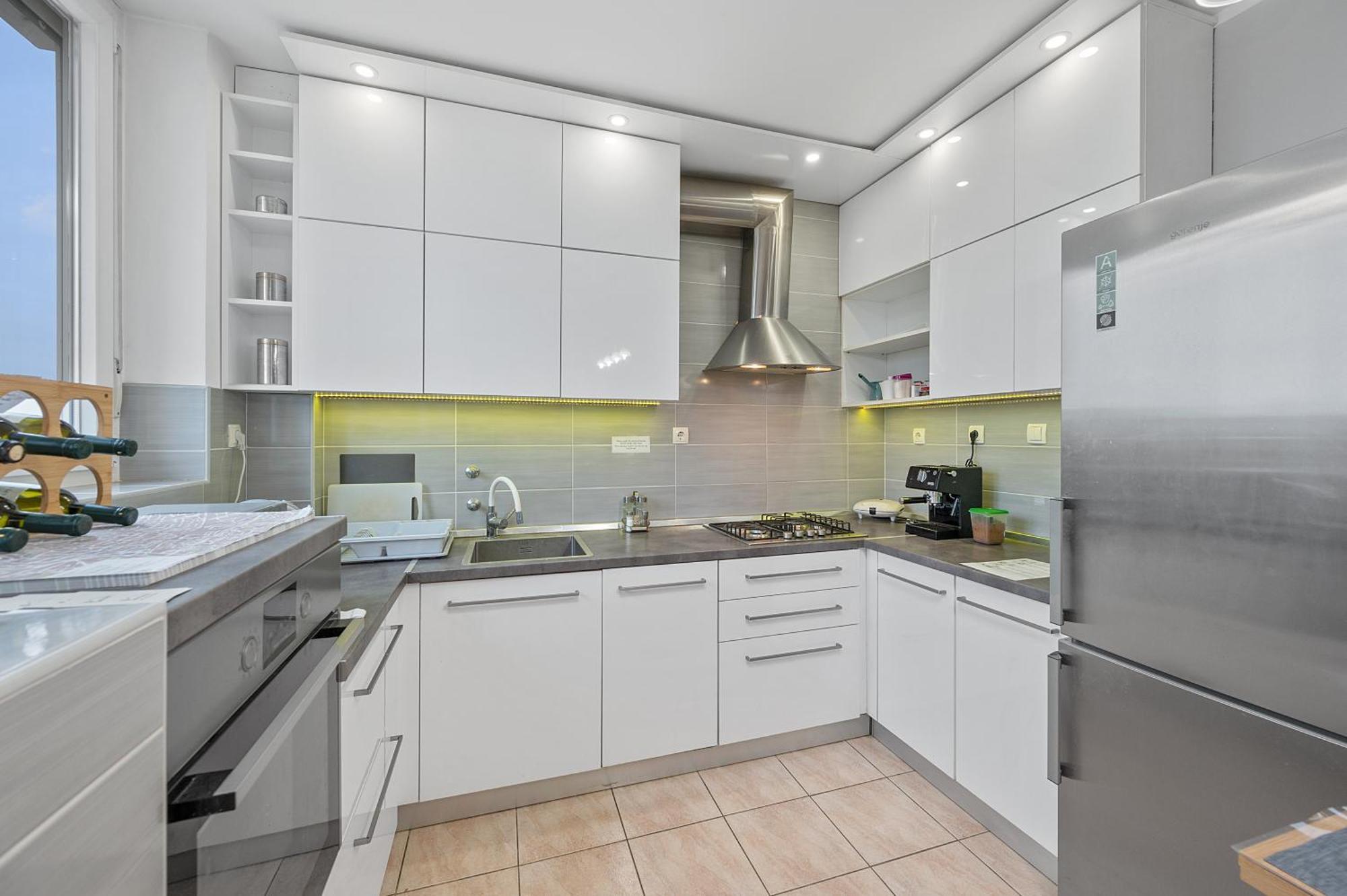 Apartman I Sobe Sofi With Common Kitchen Bathroom And Toilet Загреб Екстериор снимка